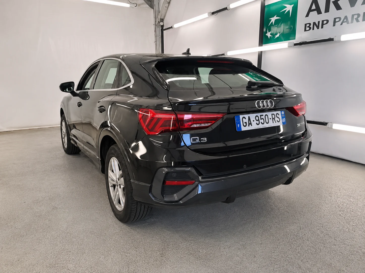 Audi Q3 Sportback 35 TFSI Business, exterior trasero lateral