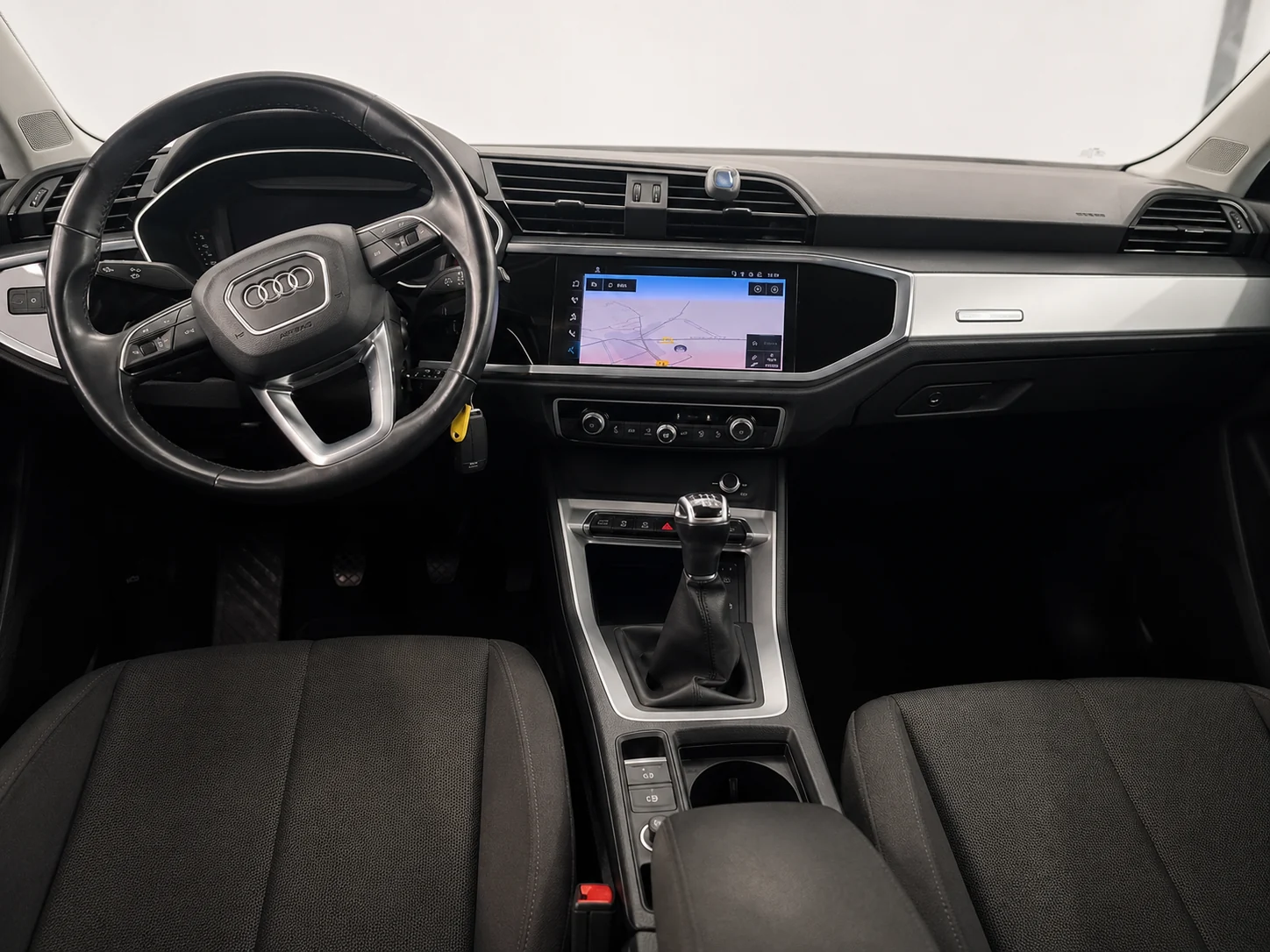 Audi Q3 Sportback 35 TFSI Business, interior delantero