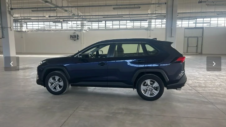 Toyota RAV4 2.5 VVT-i Business, vista lateral